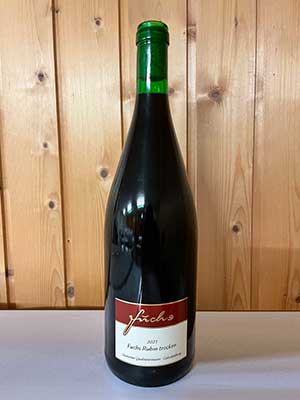 Fuchs Rubin trocken – Traube + Flasche Fuchs Rubin trocken – Traube + Flasche