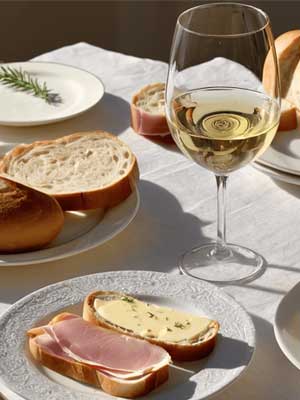 Fuchs Tradition Riesling halbtrocken – zum Essen Fuchs Tradition Riesling halbtrocken – zum Essen