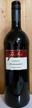 Glühwein «Winterzauber» – stoffiger Rotwein, nach altem Familienrezept gewürzt Glühwein «Winterzauber» – stoffiger Rotwein, nach altem Familienrezept gewürzt