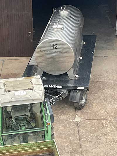 Tank zum Weintransport Tank zum Weintransport