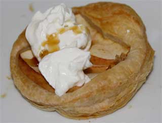 Rheinhessen-Tapas: Apfeltarte mit Ziegenfrischkäse